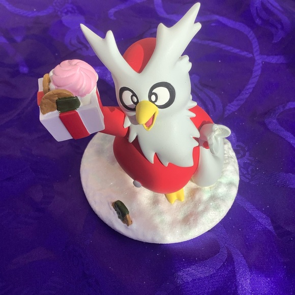 New Delibitd Christmas Edition Pokémon Standing Figurine Error Manufactured - Picture 3 of 16